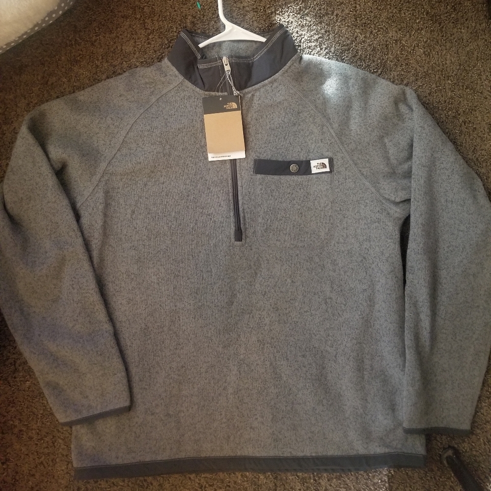 NorthFace half zip mens sweatshirt